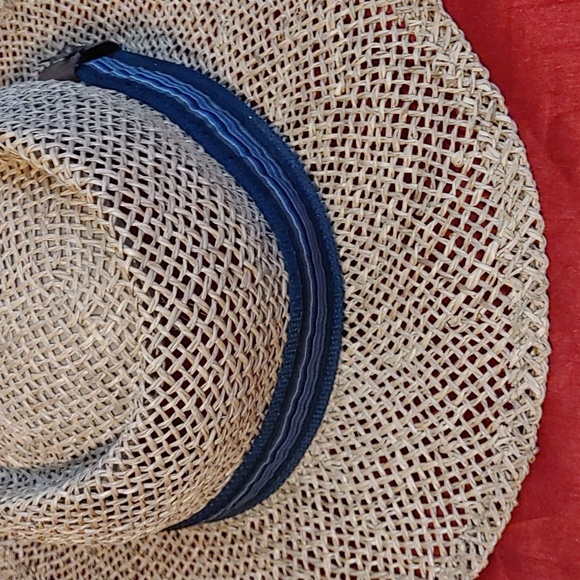 3/$25 Wind River Sun Hat - Picture 4 of 7